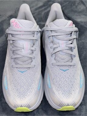 Hoka Clifton 9 Gull Sea Ice Size 10 D Women’s Wide